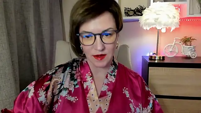 feliziaDesire online show from November 14, 12:59 pm