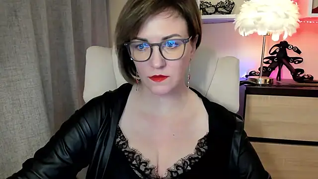 feliziaDesire online show from November 18, 1:04 pm