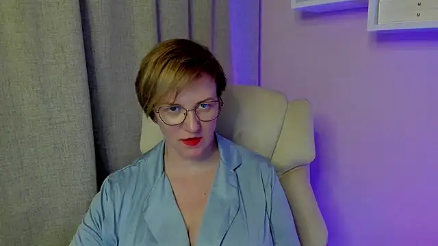 feliziaDesire online show from July 28, 3:21 pm