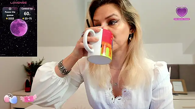 Snapshot of AshleyStorm_ chatting on January 29, 6:01 am AshleyStorm online show from January 29, 6:01 am