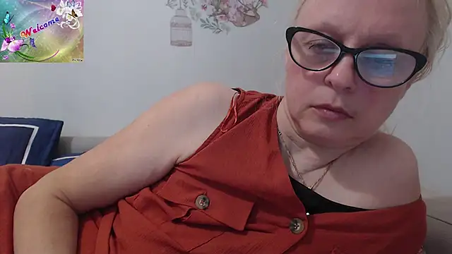 martachatte online show from October 17, 9:12 am