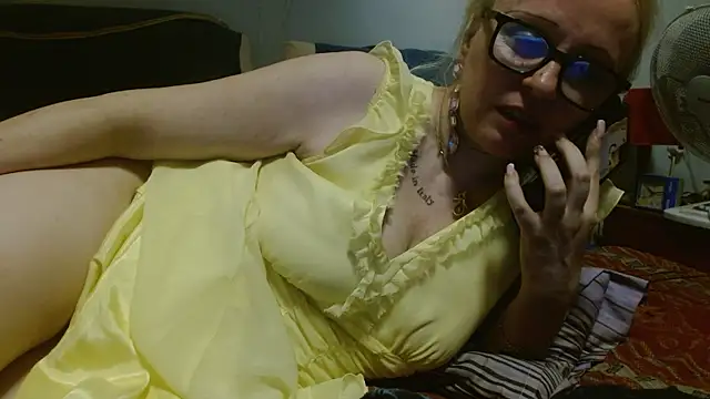 martachatte online show from June 19, 8:12 pm