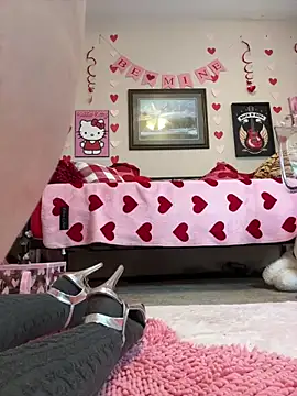 Valentines Day online show from September 22, 6:10 pm