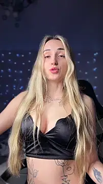 Snapshot of minalawarden chatting on February 16, 10:22 am minalawarden online show from February 16, 10:22 am