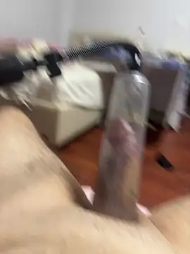 Snapshot of strange6696 chatting on October 5, 6:28 pm strange6696 online show from October 5, 6:28 pm