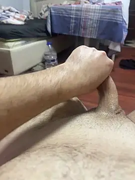 Snapshot of strange6696 chatting on November 8, 4:40 pm strange6696 online show from November 8, 4:40 pm