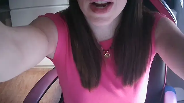 LunaGuerraxx online show from May 13, 7:39 am
