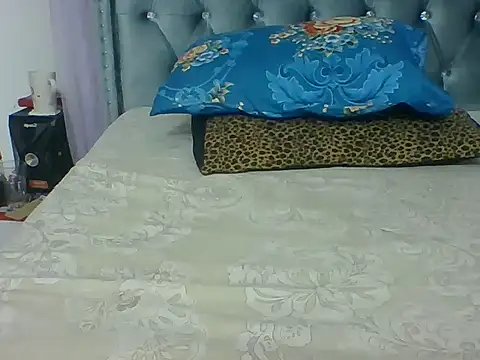 Snapshot of Sexy_Chocolate_Babe chatting on December 8, 1:56 am Sexy Chocolate Babe online show from December 8, 1:56 am