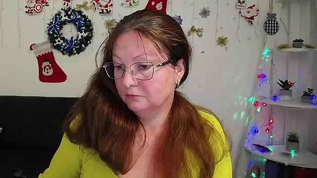 VanessaHotts online show from January 4, 9:10 am