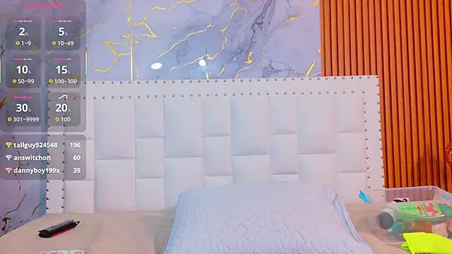 naughty ebonyy online show from October 31, 2:56 am