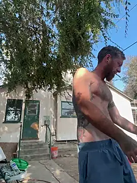 Snapshot of mandjpuff2 chatting on October 17, 9:17 pm mandjpuff2 online show from October 17, 9:17 pm