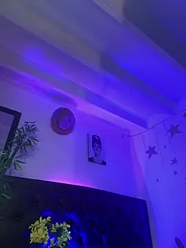 lonely shewolf online show from February 26, 3:44 pm