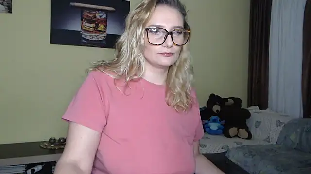 alicesweet21 online show from January 14, 10:03 pm