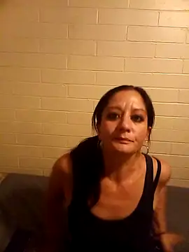 Snapshot of AnyaBest chatting on February 7, 10:40 am AnyaBest online show from February 7, 10:40 am