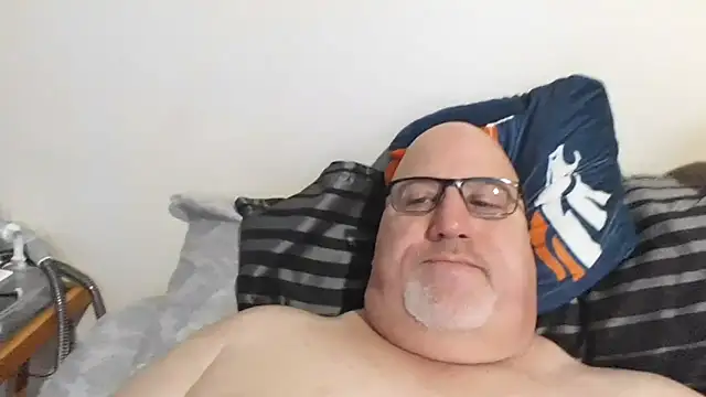 Bigbear0563 online show from February 13, 3:35 pm