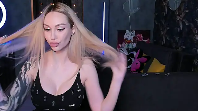 Blckmirrorr online show from December 5, 10:35 am