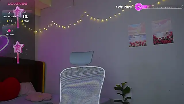 Snapshot of laybunny1 chatting on September 12, 11:37 pm laybunny1 online show from September 12, 11:37 pm