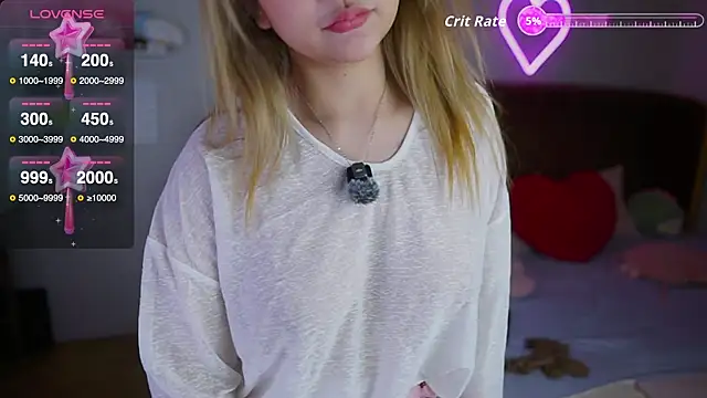 Snapshot of laybunny1 chatting on October 3, 7:11 pm laybunny1 online show from October 3, 7:11 pm