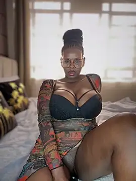 Snapshot of Sexy_panda69 chatting on February 24, 12:36 pm Sexy panda69 online show from February 24, 12:36 pm