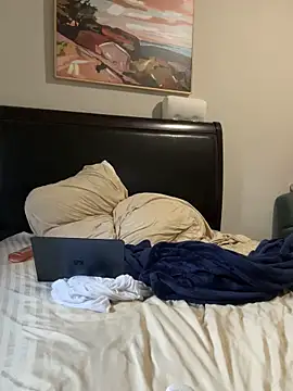 Snapshot of africandickxxl chatting on January 13, 9:42 pm africandickxxl online show from January 13, 9:42 pm