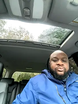 Snapshot of africandickxxl chatting on October 28, 12:52 pm africandickxxl online show from October 28, 12:52 pm