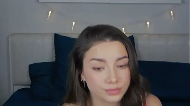 sinthiaroze online show from December 25, 6:09 pm