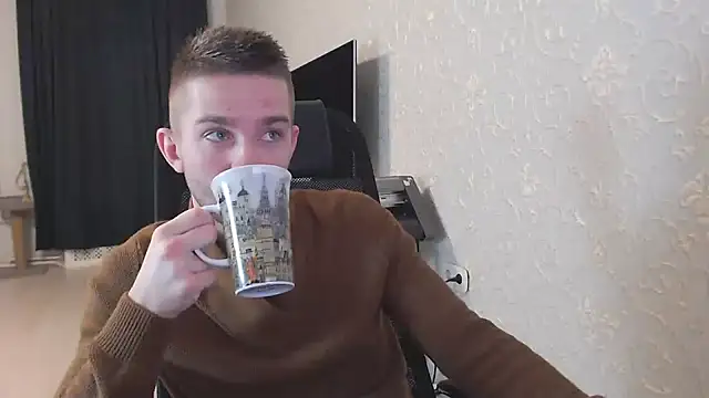 Snapshot of Marselle_Laker chatting on January 25, 4:56 am Marselle Laker online show from January 25, 4:56 am