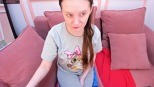 Snapshot of JannaVerdi_ chatting on March 18, 6:46 am JannaVerdi online show from March 18, 6:46 am