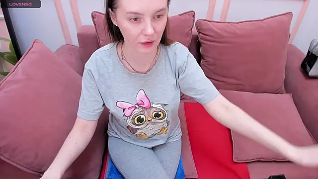 Snapshot of JannaVerdi_ chatting on October 21, 6:25 am JannaVerdi online show from October 21, 6:25 am