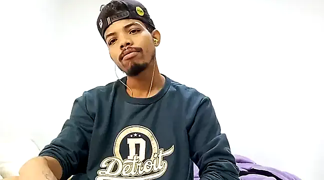 Snapshot of danidiazto2023 chatting on March 16, 9:58 pm danidiazto2023 online show from March 16, 9:58 pm