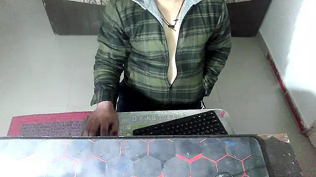 Snapshot of rentarob chatting on February 6, 5:05 pm rentarob online show from February 6, 5:05 pm