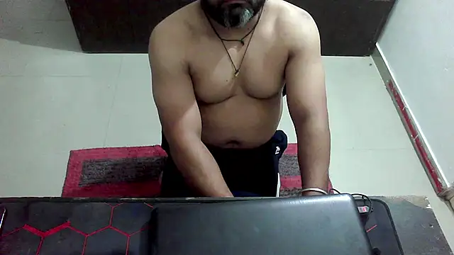 Snapshot of rentarob chatting on February 15, 3:31 pm rentarob online show from February 15, 3:31 pm