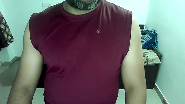Snapshot of rentarob chatting on March 8, 1:15 pm rentarob online show from March 8, 1:15 pm