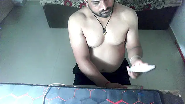 Snapshot of rentarob chatting on March 10, 4:12 pm rentarob online show from March 10, 4:12 pm