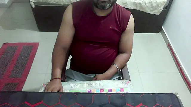 Snapshot of rentarob chatting on March 20, 6:35 pm rentarob online show from March 20, 6:35 pm