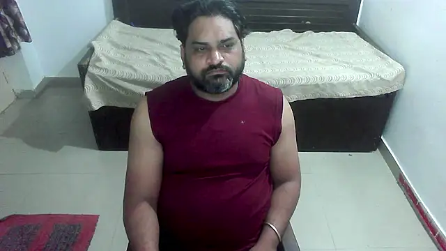 Snapshot of rentarob chatting on March 24, 5:18 pm rentarob online show from March 24, 5:18 pm