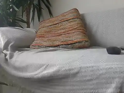 reslerkek31 online show from October 26, 8:42 am