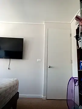 Snapshot of Morenitha-XXX chatting on January 7, 6:54 pm Morenitha-XXX online show from January 7, 6:54 pm