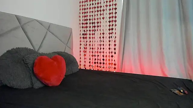 BlueEyesLexy online show from February 13, 8:54 am