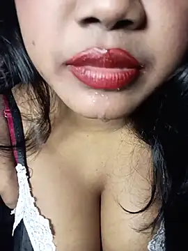 Hotlisa online show from May 30, 5:21 pm
