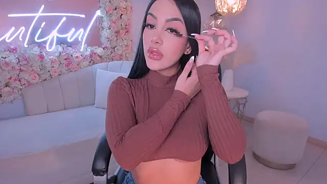 MileyCruz  online show from December 2, 1:58 am