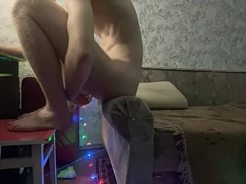 Snapshot of FillipsonDon chatting on January 30, 3:11 am FillipsonDon online show from January 30, 3:11 am