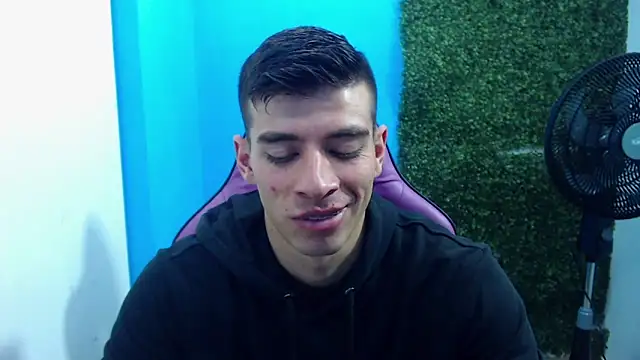 DEIBY BABY online show from December 31, 7:18 pm