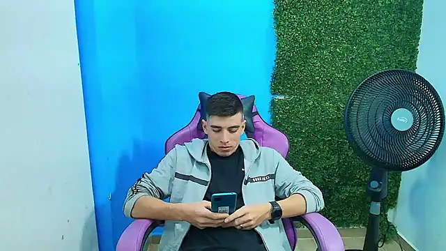 DEIBY BABY online show from February 10, 4:41 am