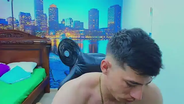 DEIBY BABY online show from December 3, 8:40 pm