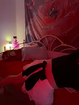 DominiqueX0 online show from February 13, 5:47 am