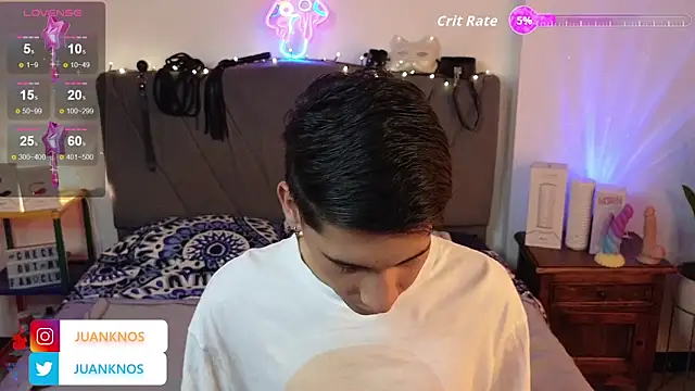 by pandora online show from September 26, 7:40 pm