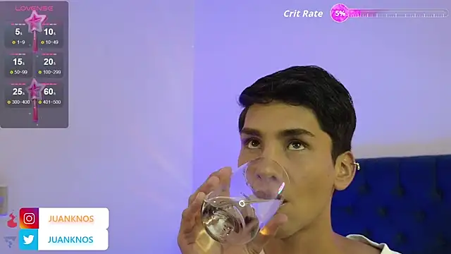 by pandora online show from October 18, 8:42 pm