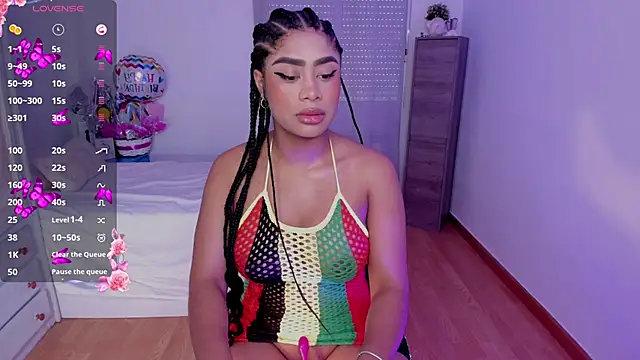Snapshot of briana_walker chatting on September 16, 10:38 am briana walker online show from September 16, 10:38 am