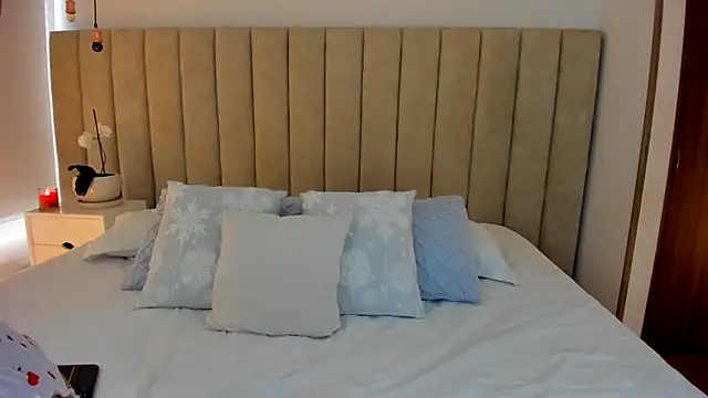 dara   online show from February 2, 5:15 pm